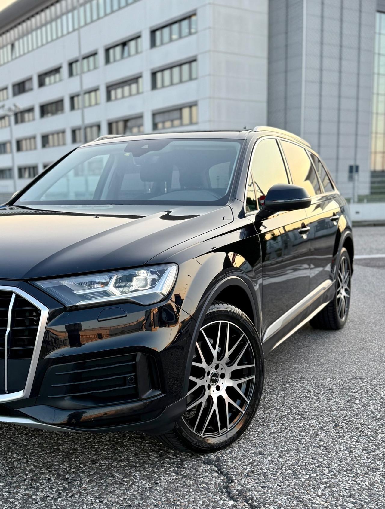 Audi Q7 50 TDI quattro tiptronic Business