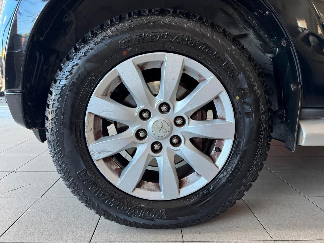 Mitsubishi Pajero 3.2 DI-D 16V 5p. Intense DPF 7 POSTI FULL OPTIONAL PERFETTO!!!