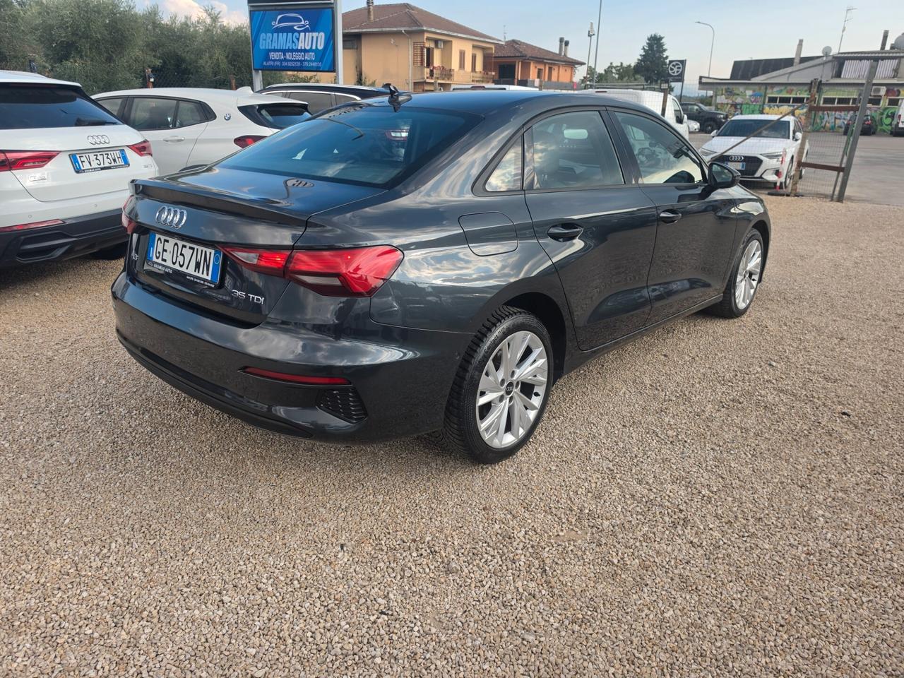Audi A3 Sedan 35 TDI S tronic Business Advanced