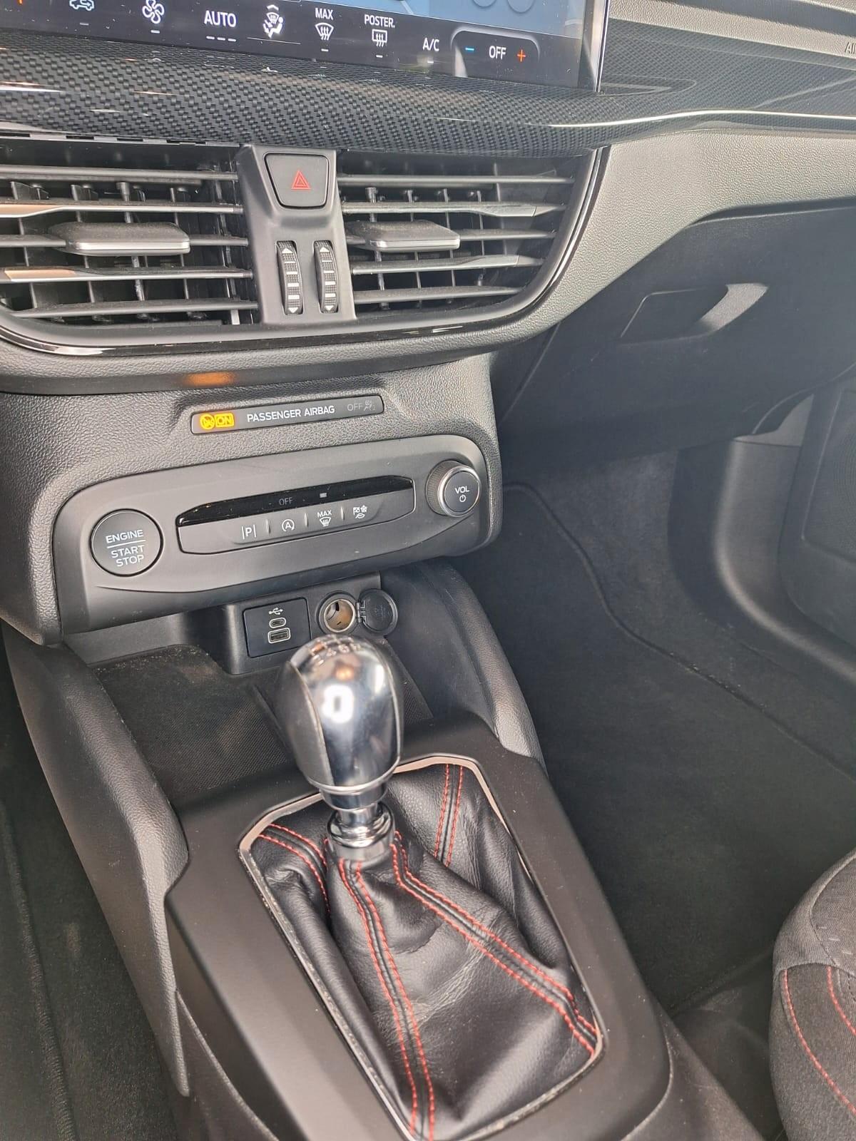 Ford Focus 1.0 EcoBoost Hybrid 125 CV 5p. ST-Line