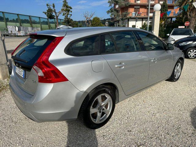 VOLVO V60 D2 Dynamic Edition