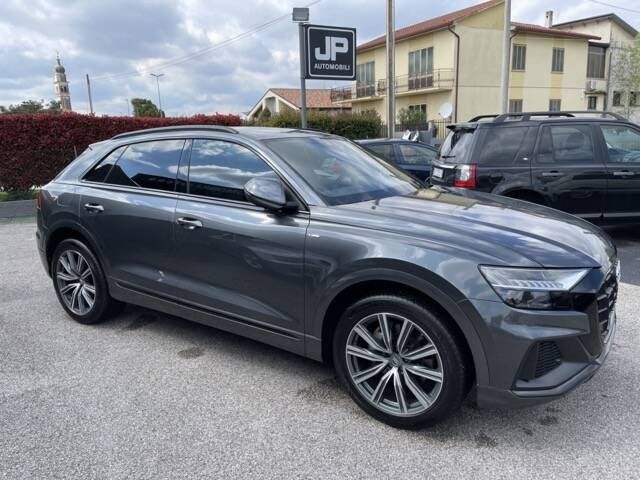 Audi Q8 50 3.0 tdi mhev Sport quattro SLINE