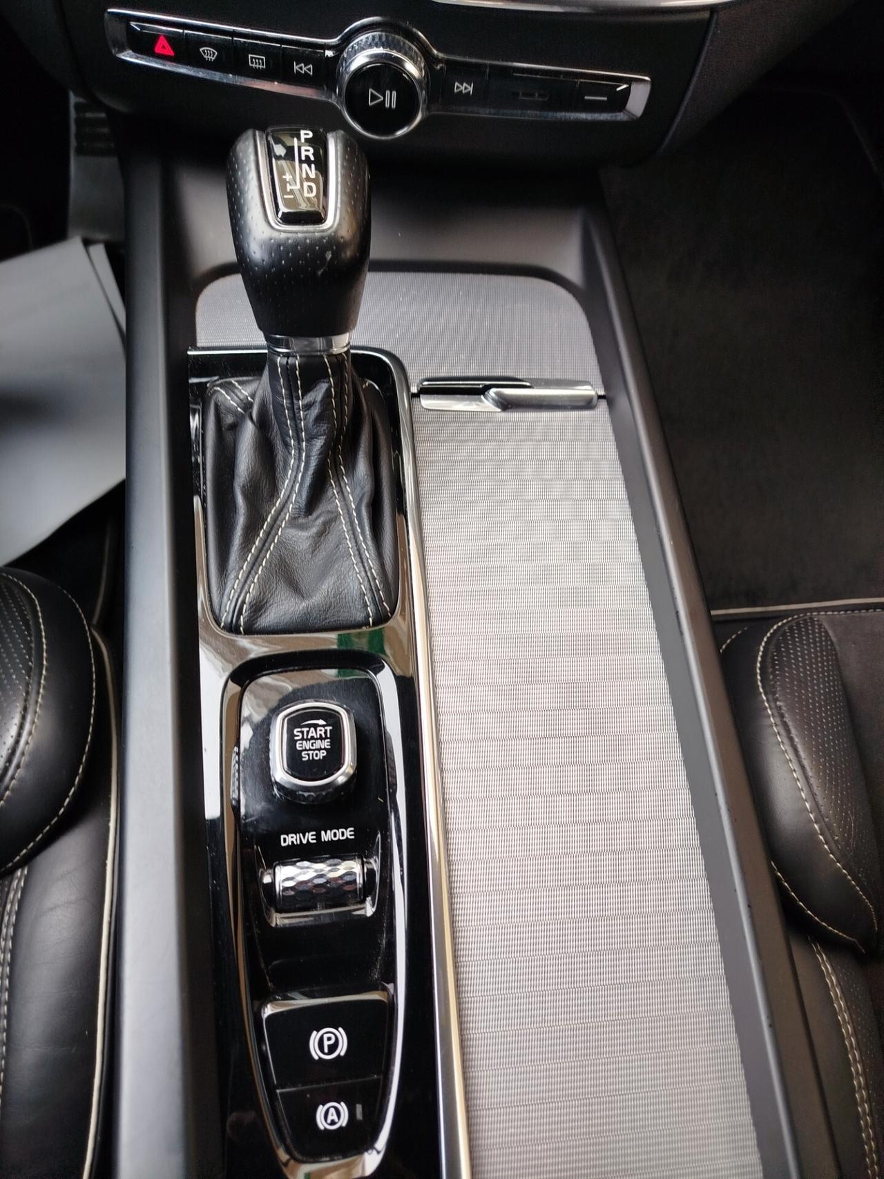 Volvo XC 60 XC60 D4 Geartronic R-design