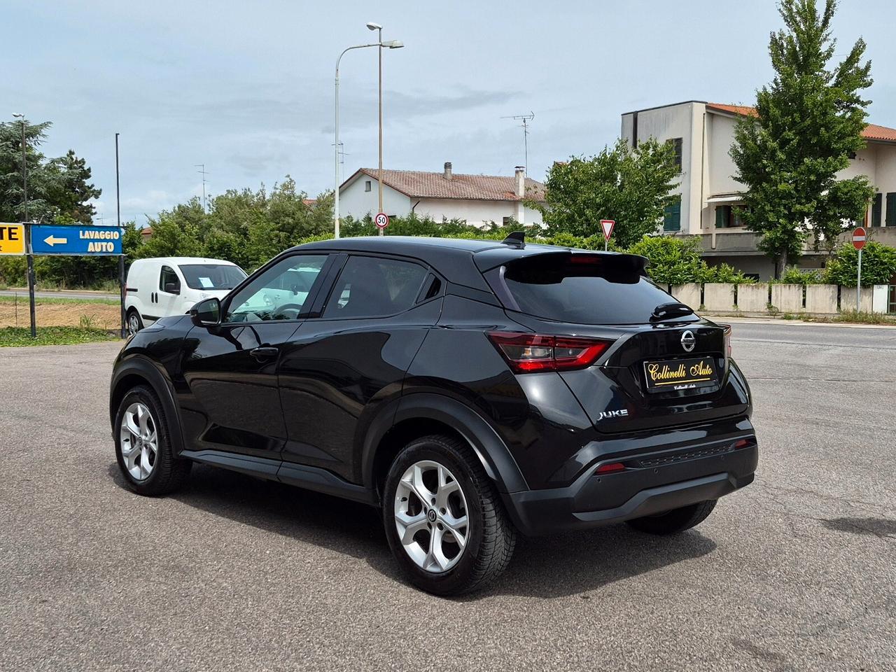 Nissan Juke 1.0 DIG-T 117 CV N-Connecta