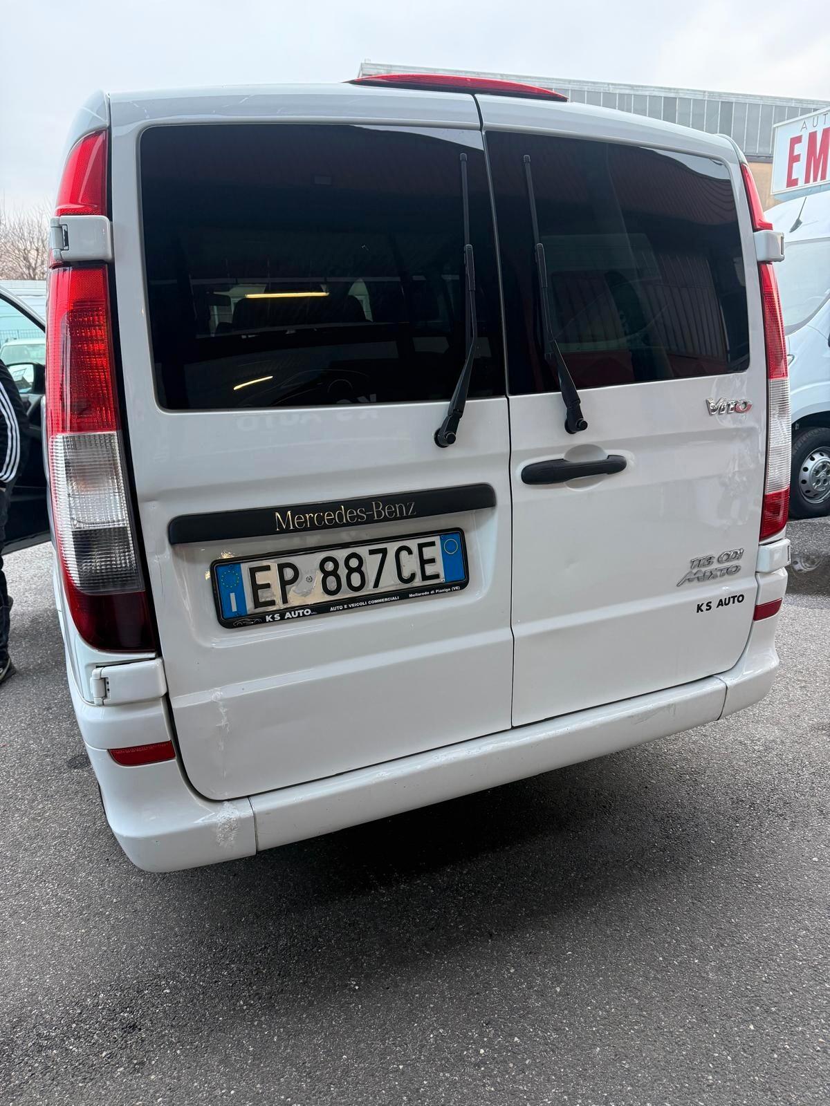 Mercedes-Benz Vito 2.2 Vito 2.2 113 CDI Mixto Vetrato Long 6 POSTI