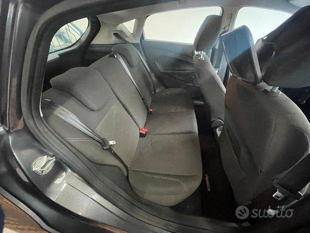 Ford Fiesta 1.4 5p. Bz.- GPL Titanium