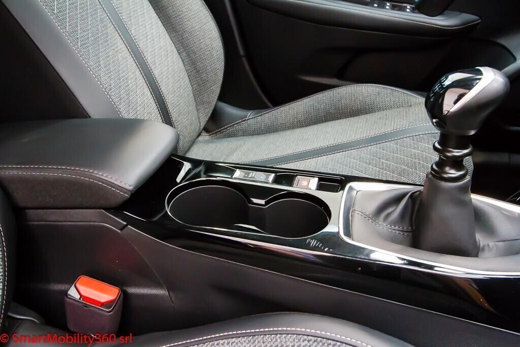 Peugeot 208 PureTech 100 Stop&Start 5 porte Allure - Prezzo vero senza vincoli di finanziamento!
