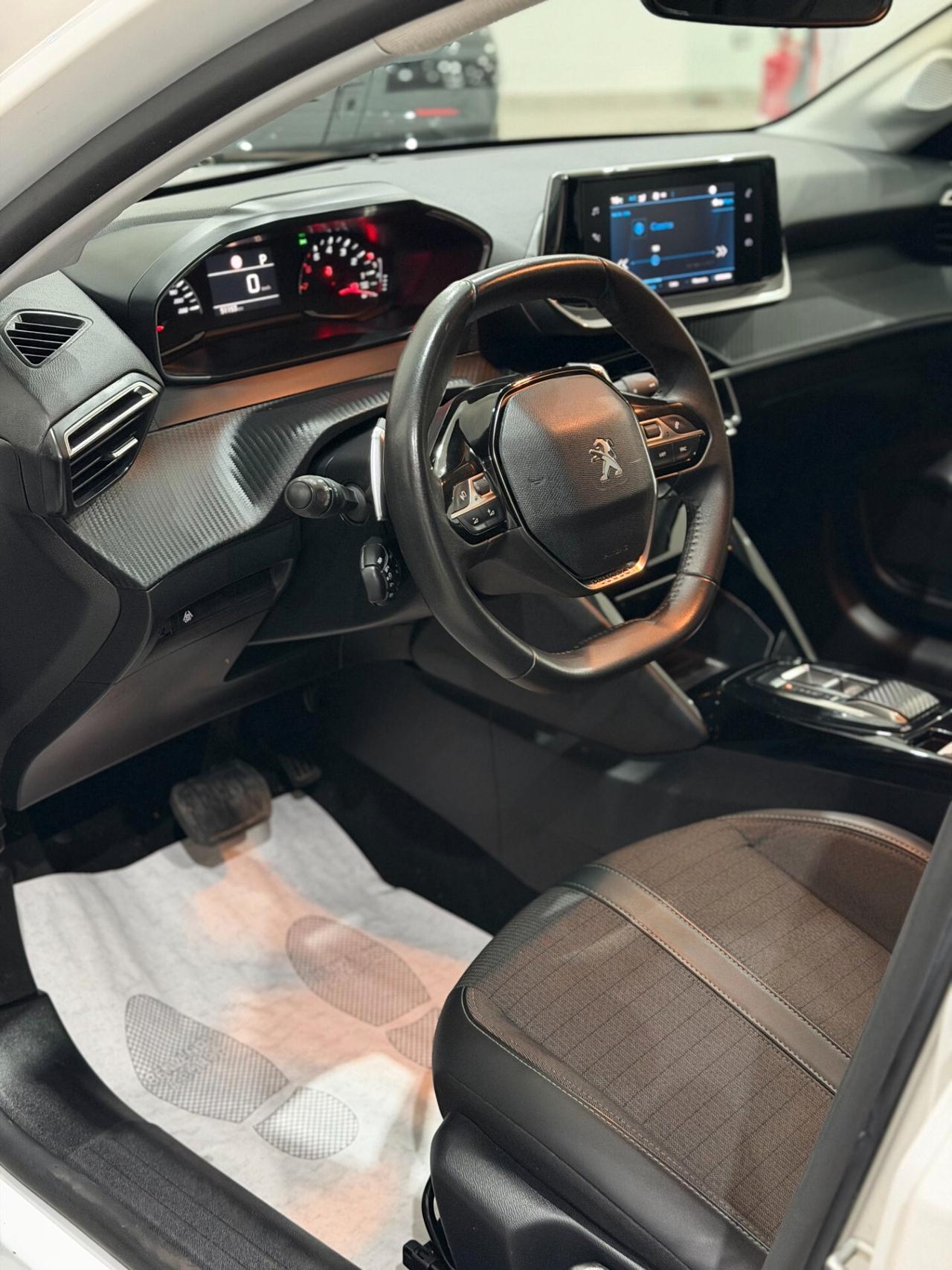 Peugeot 208 PureTech 100 Stop&Start EAT8 5 porte Allure