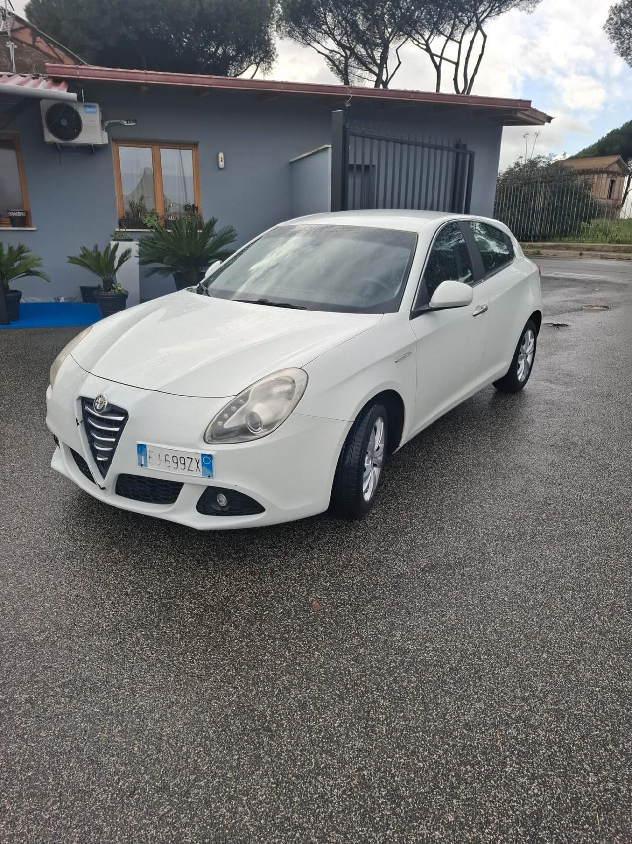 Alfa Romeo Giulietta 1.6 JTDm-2 105 CV Exclusive