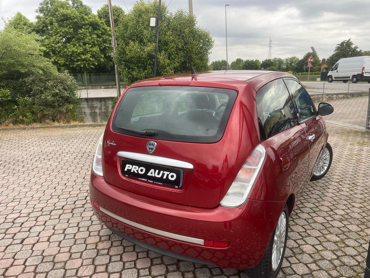 Lancia Ypsilon 1.4 Platino Ecochic GPL