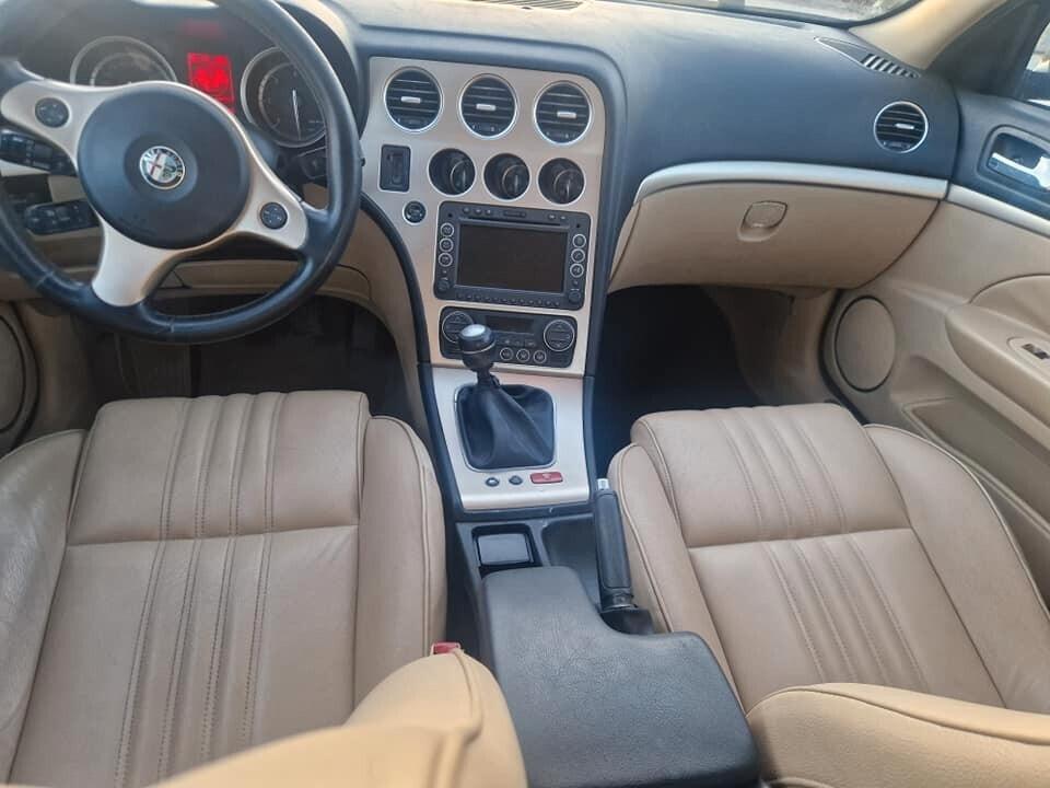 Alfa Romeo 159 1.9 JTDm 16V EXCLUSIVE