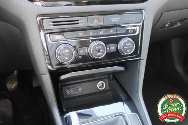 VOLKSWAGEN Golf Sportsvan 1.6 TDI 110 CV Business BlueMotion Tech.