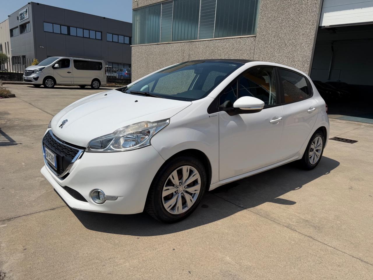 Peugeot 208 1.4 HDi 68 CV 5 porte Access