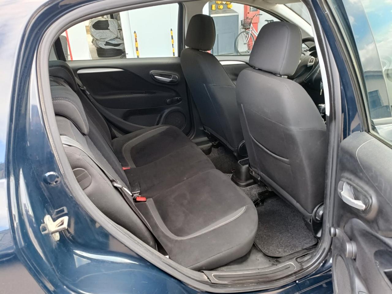 Fiat Punto 1.4 8V 5 porte Natural Power Street