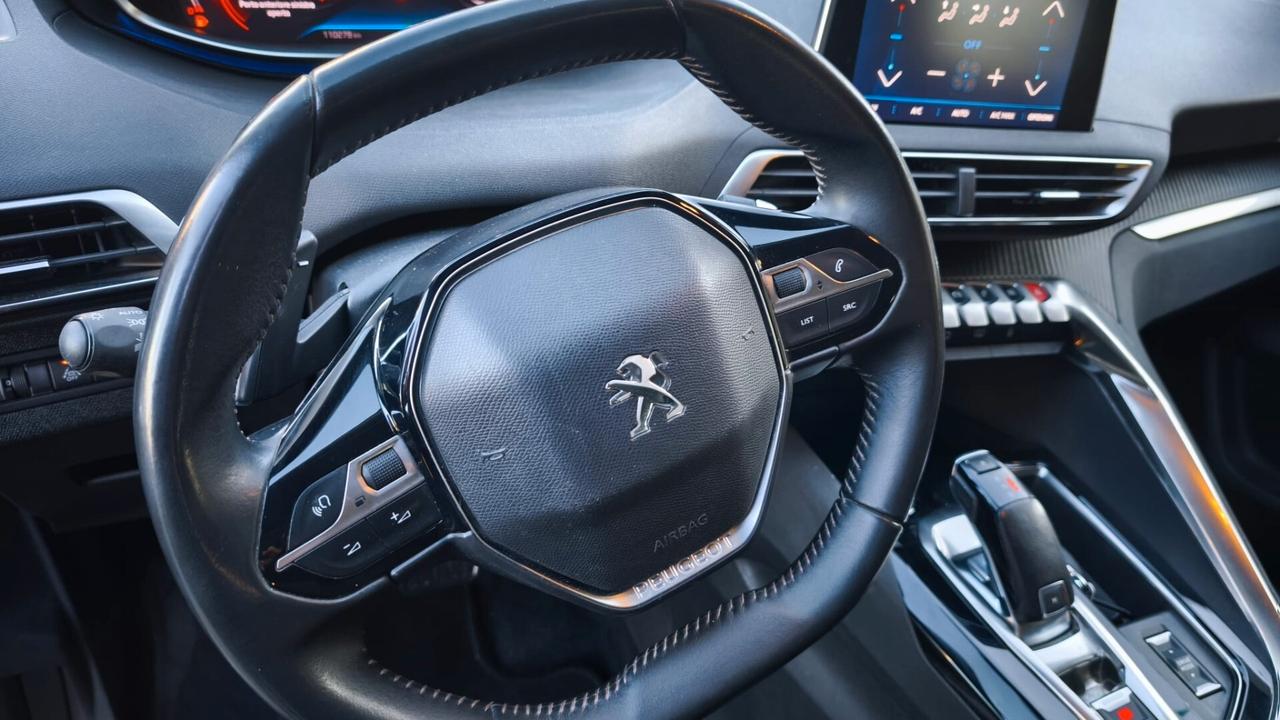 Peugeot 3008 BlueHDi 130 S&S EAT8 Active Pack