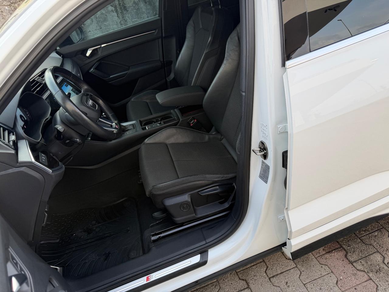 Audi Q3 SPB 35 2.0 TDI 150Cv S tronic S line edition