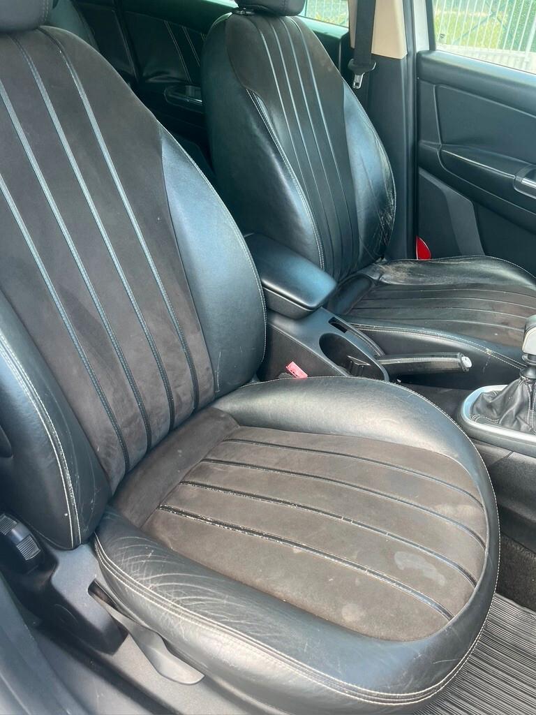 Lancia Delta 1.6 MJT DPF Platino