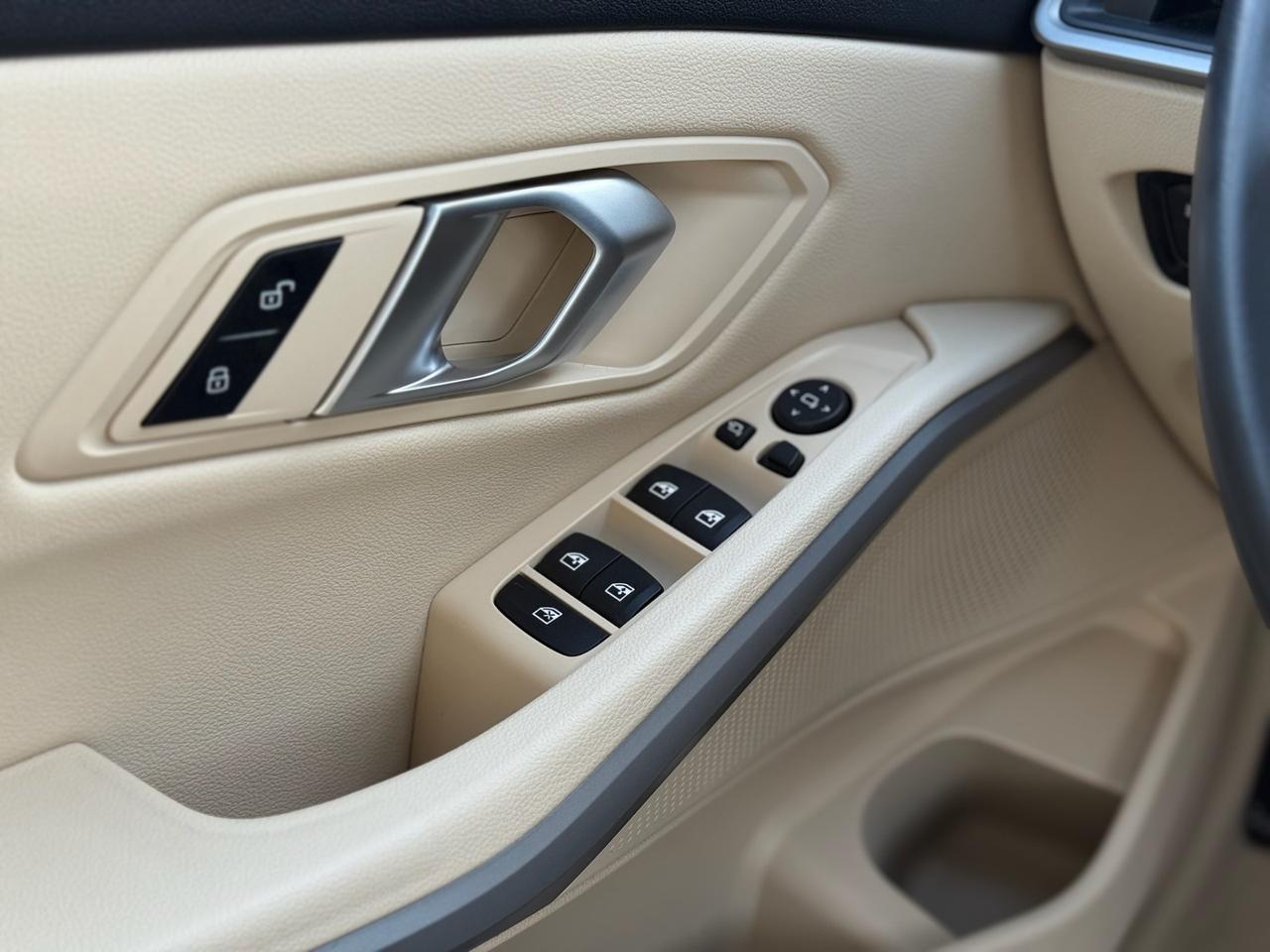 BMW 318d 2022 48V 2.0 150cv automatica