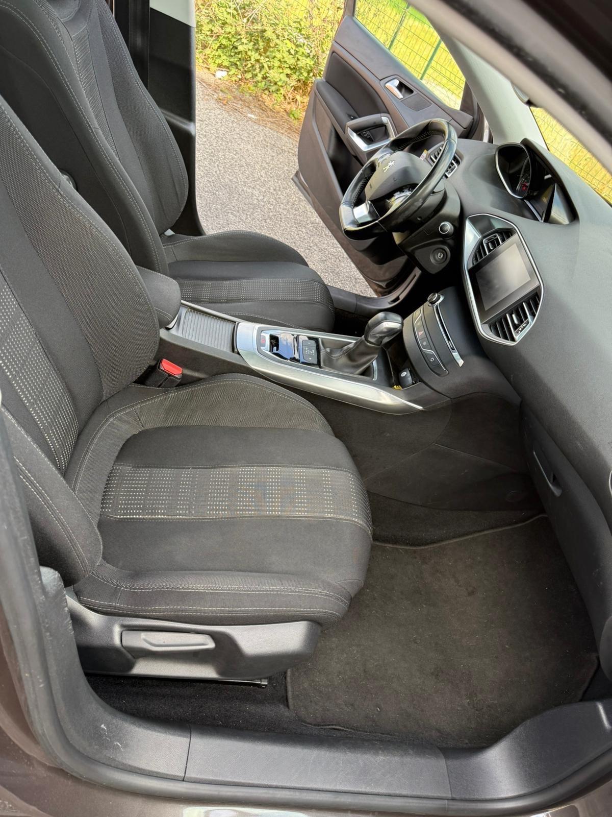 Peugeot 308 BlueHDi 150 S&S EAT6 SW Business