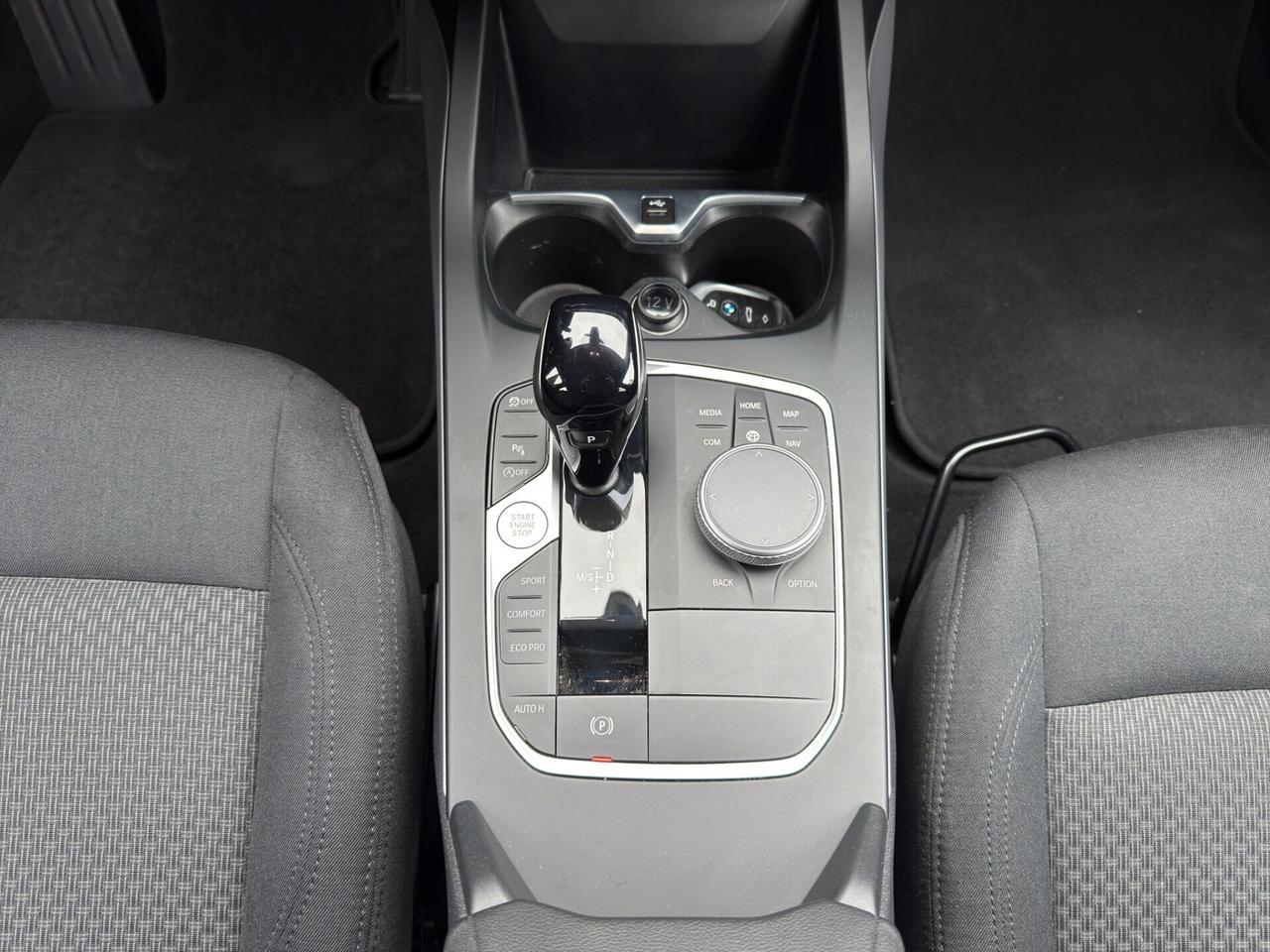 Bmw 118d 150 Cv 5p. Business Advantage - 2021