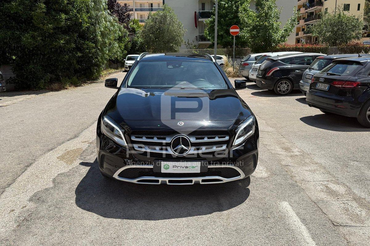 MERCEDES GLA 200 d Automatic Sport