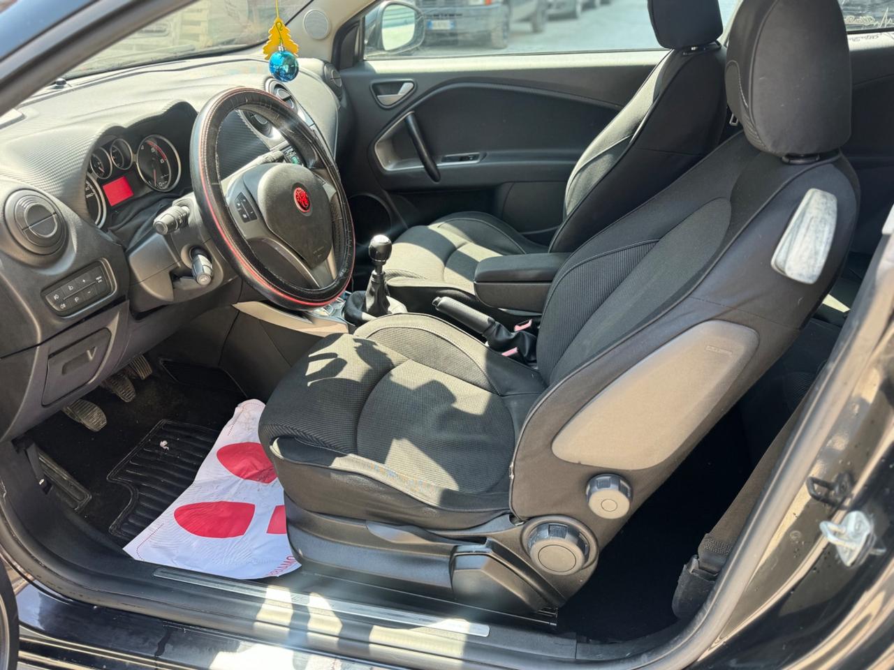 Alfa Romeo MiTo 1.6 JTDm 16V Distinctive Sport Pack 2009