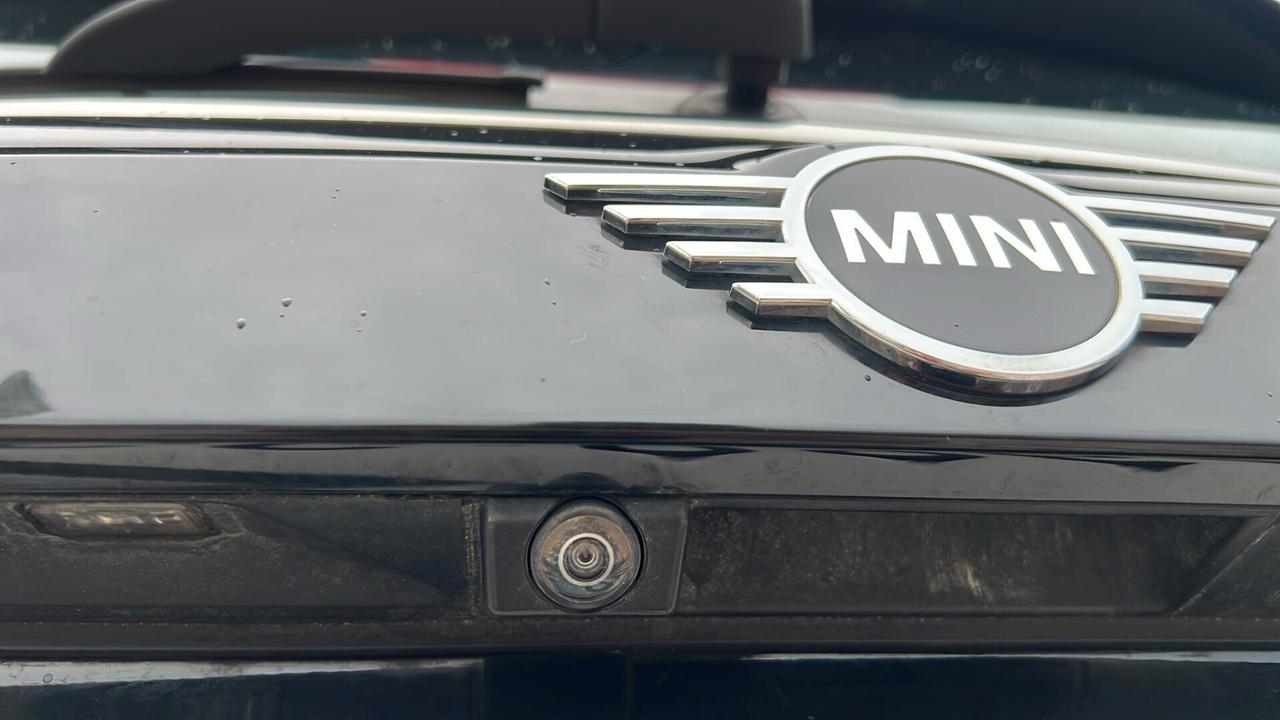 Mini One D Countryman 1.5 Business Twin Power Turbo Steptronic