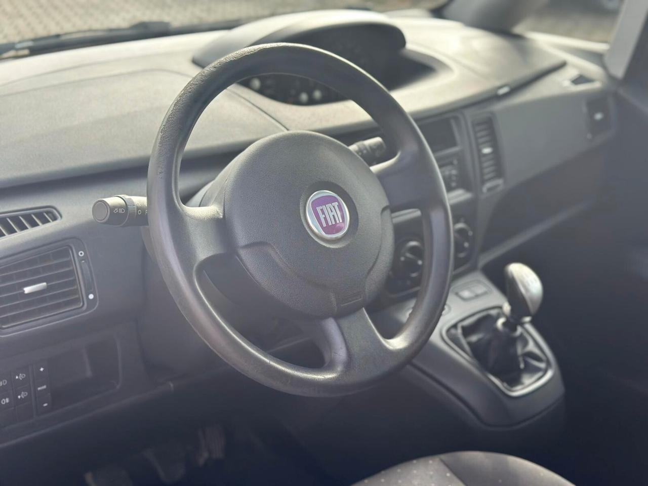 Fiat Idea 1.2 16V BlackLabel