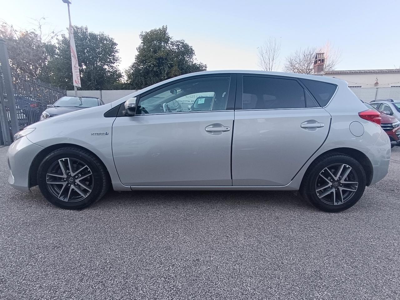 Toyota Auris 1.8 Hybrid Active Plus