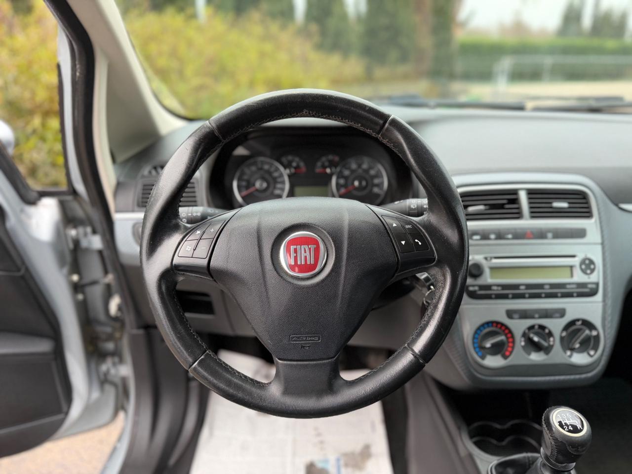 Fiat Grande Punto 1.4 5 porte SOLI 149.000KM