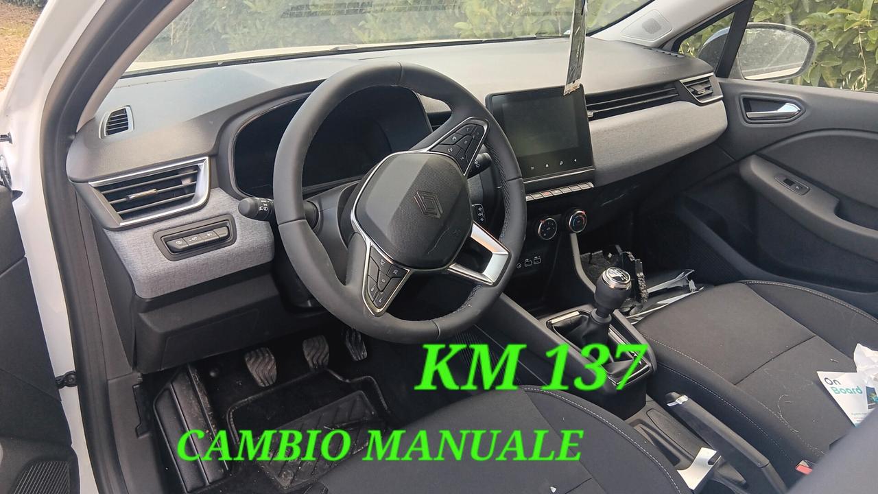 Renault Clio incidentata sinistrata mondialcars 12.025