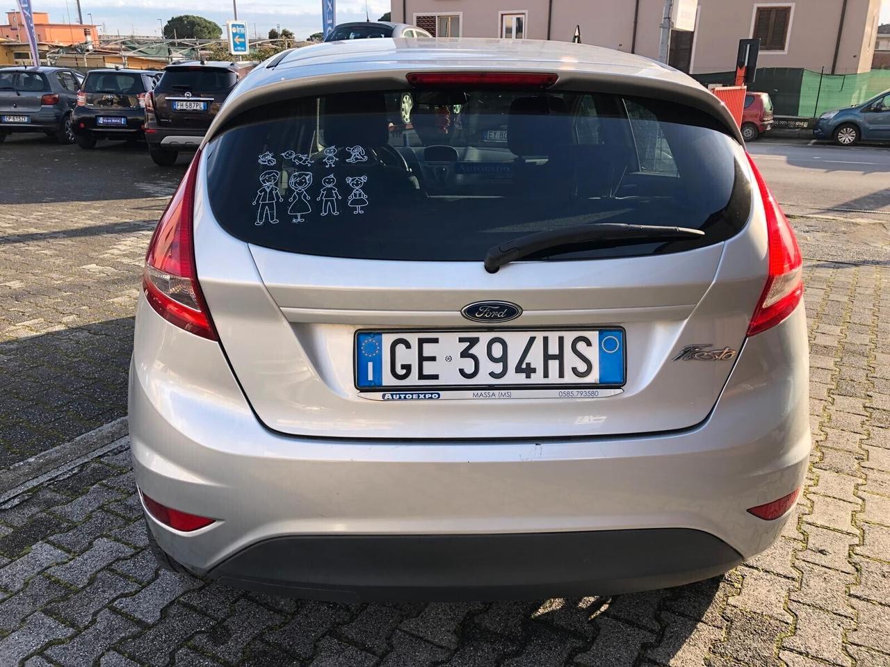 Ford Fiesta Fiesta 1.2 82CV 5 porte ADATTA PER NEOPATENTATI CON GARANZIA EUROPEA 36 MESI!!! COMPRESA NEL PREZZO