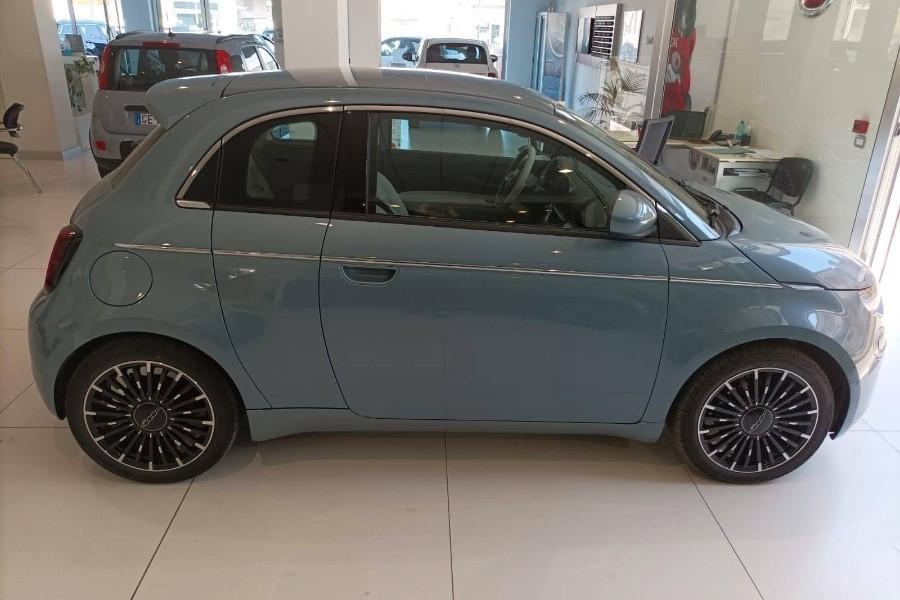 Fiat 500 La Prima 3 1 42 kWh