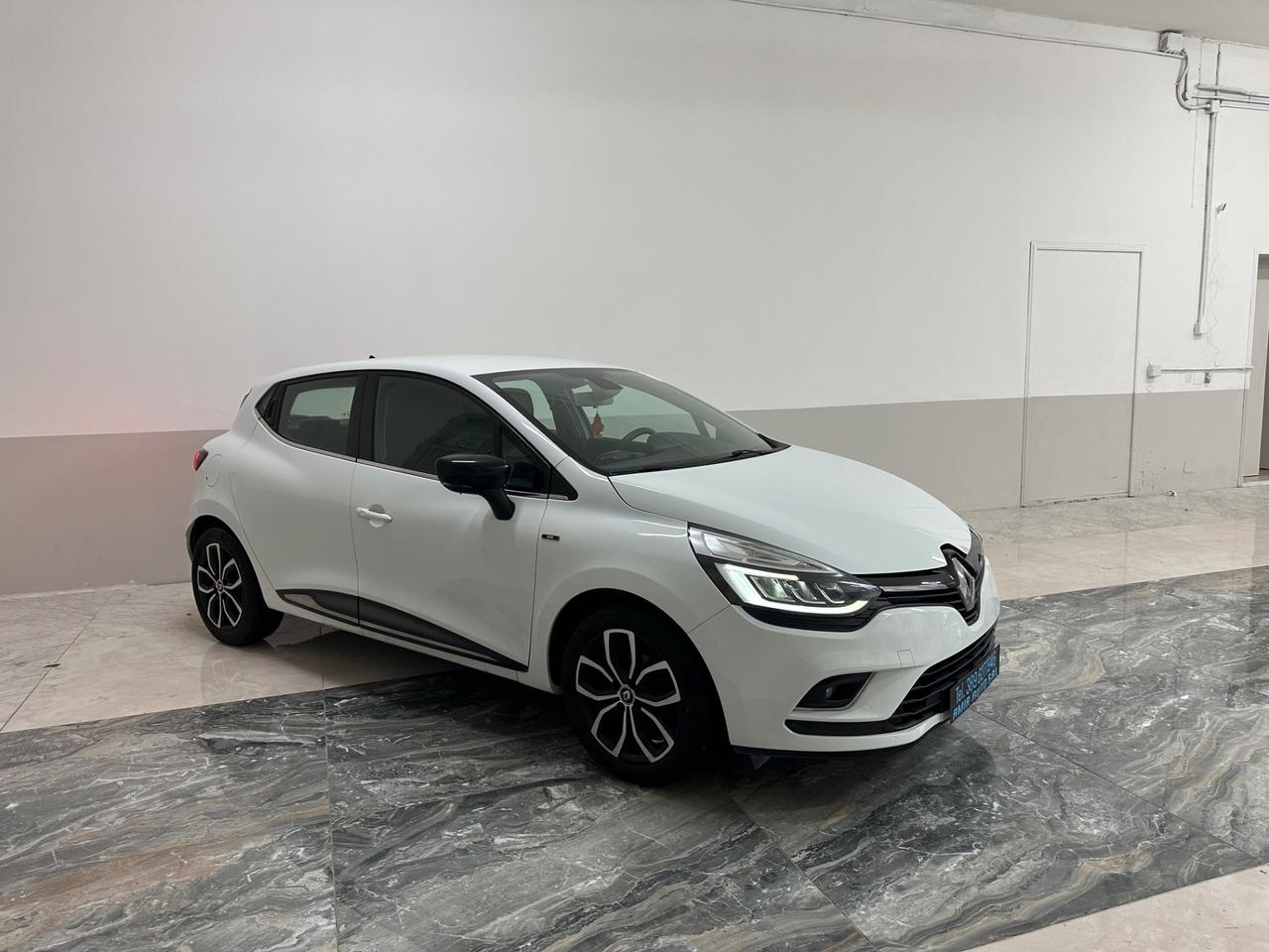 Renault Clio dCi 8V 75 CV 5 porte Moschino Intens OK NEOPATENTATI