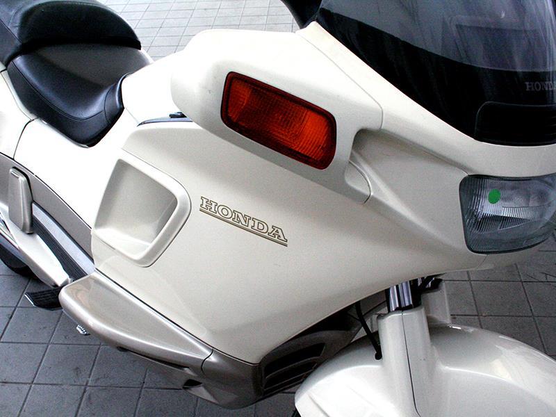 Honda PC 800