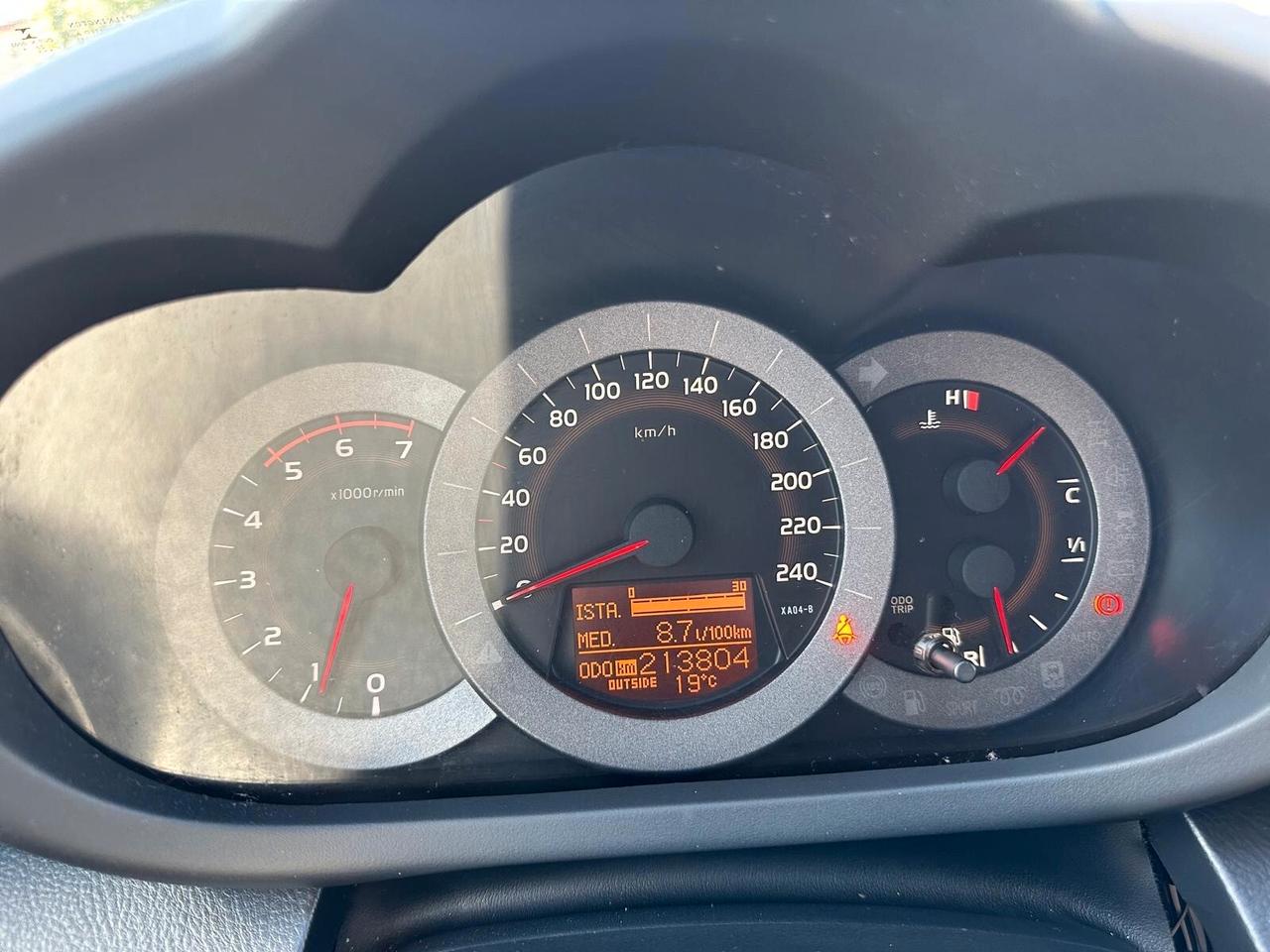 Toyota RAV 4 RAV4 2.2 D-4D 150 CV DPF Luxury