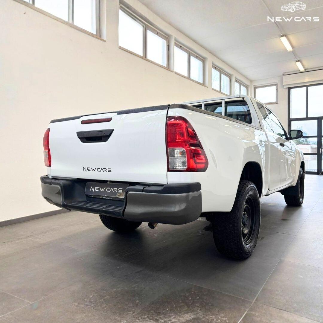 Toyota Hilux 2.4 D-4D 4WD 4 porte Double Cab Comfort