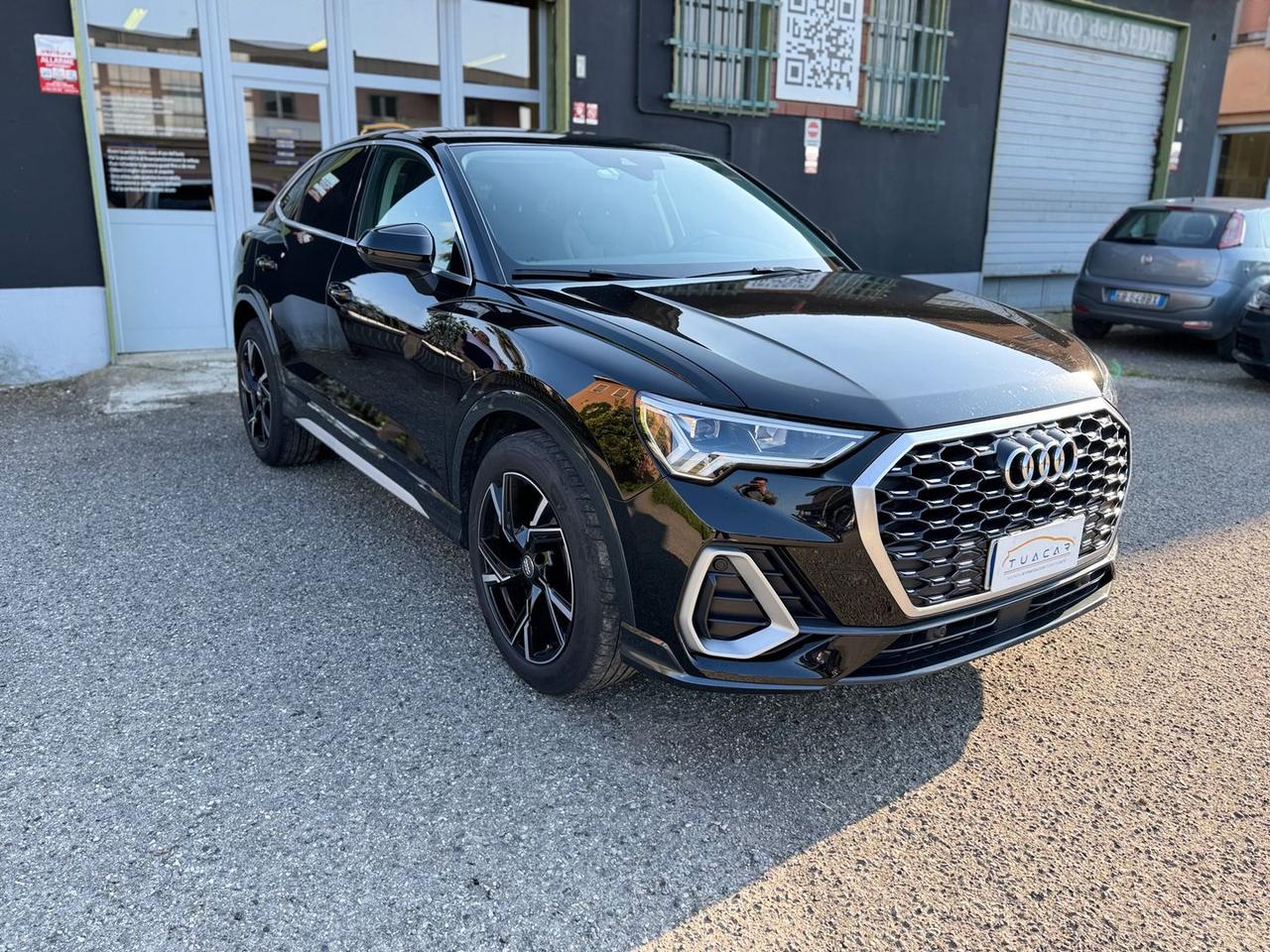 Audi Q3 S Line 2.0 35 TDI