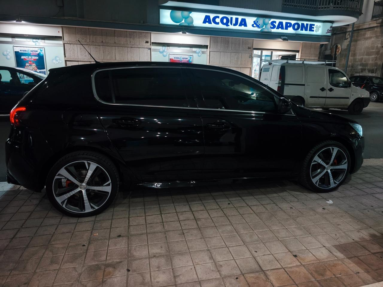 Peugeot 308 1.6 e-HDi 115 CV Stop&Start Allure