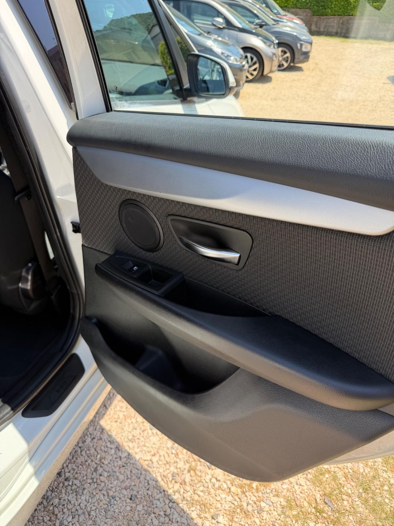 Bmw 216d ACTIVE TOURER SPORT EU6B KMCERT