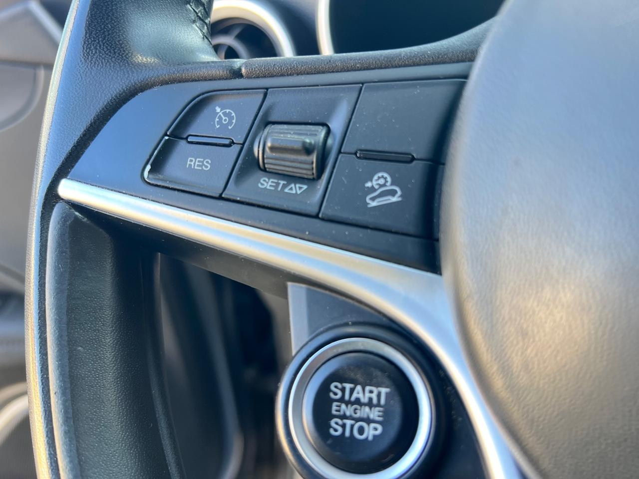 Alfa Stelvio 2.2 180 cv