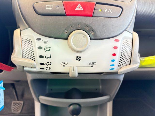 TOYOTA Aygo 1.0 12V VVT-i 3 porte Connect AUTOMATICA NEOP