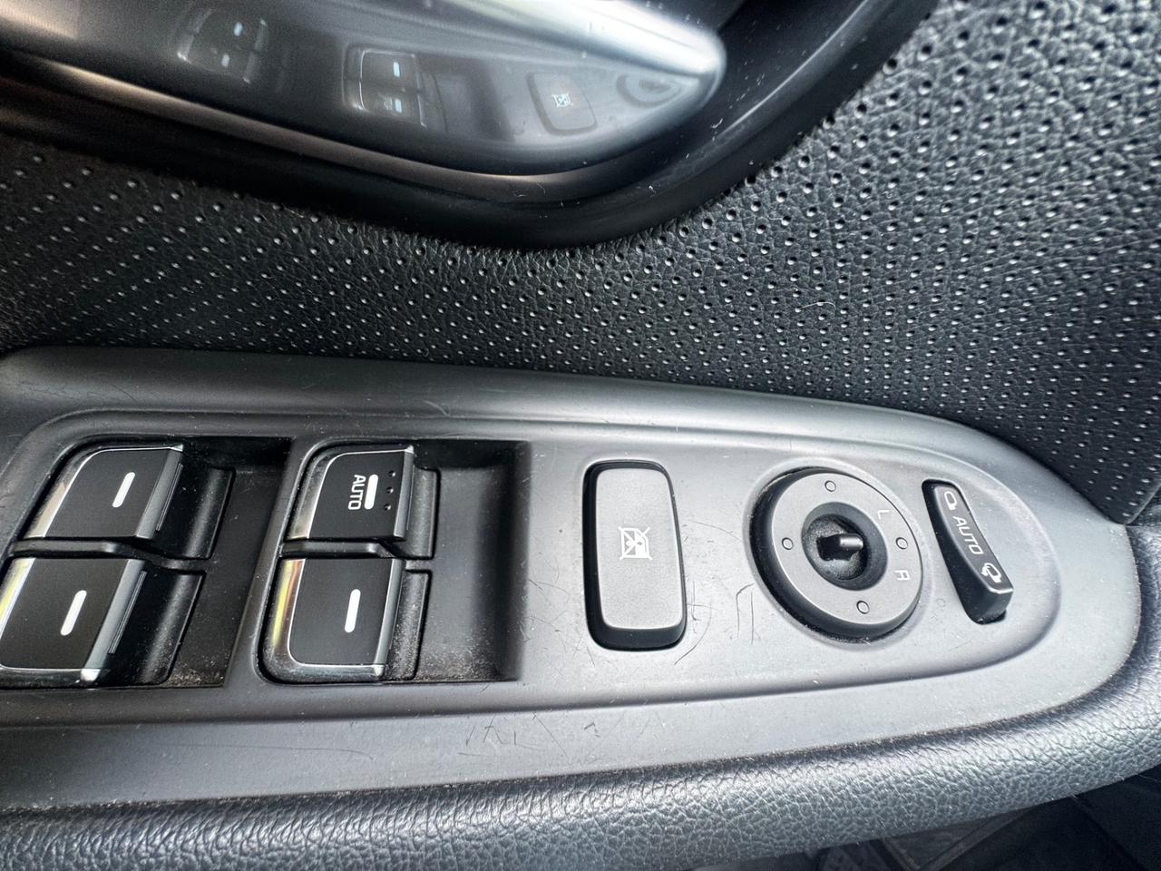 Kia Carens 1.7 CRDi 136 CV Auto Platinum