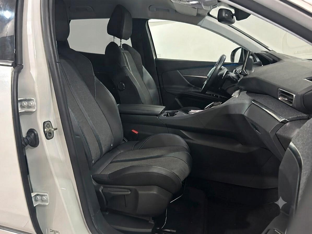 Peugeot 3008 BlueHDi 130 S&S EAT8 Allure Pack