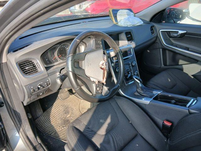 VOLVO V60 D2 Geartronic