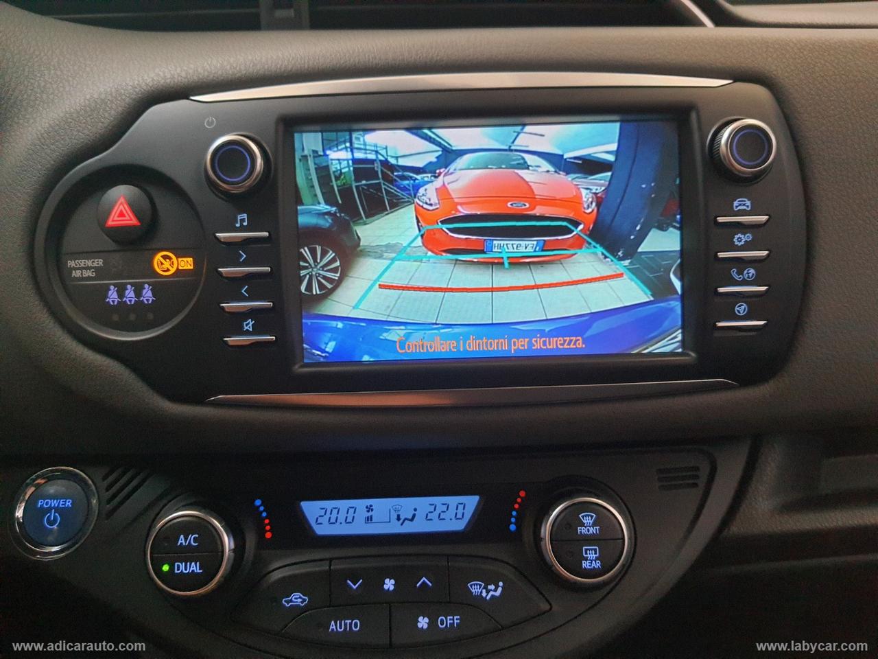 TOYOTA Yaris 1.5 Hybrid 5p.