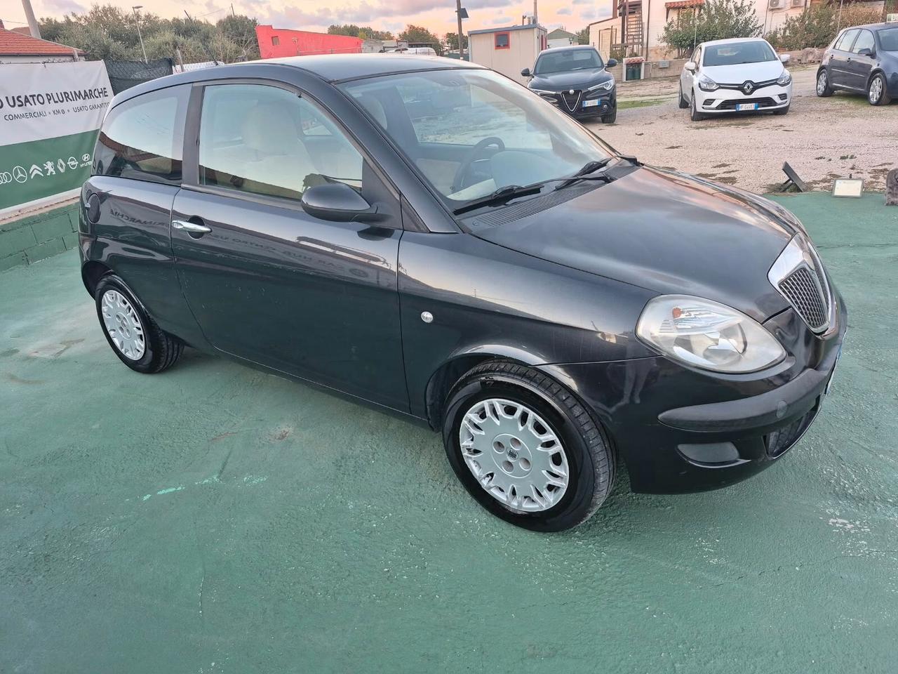 Lancia Ypsilon 1.3 Multijet 16V Platino