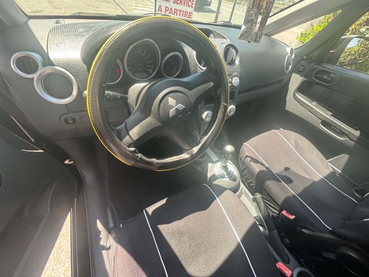 Mitsubishi Colt 1.1 12V 3p. CZ3