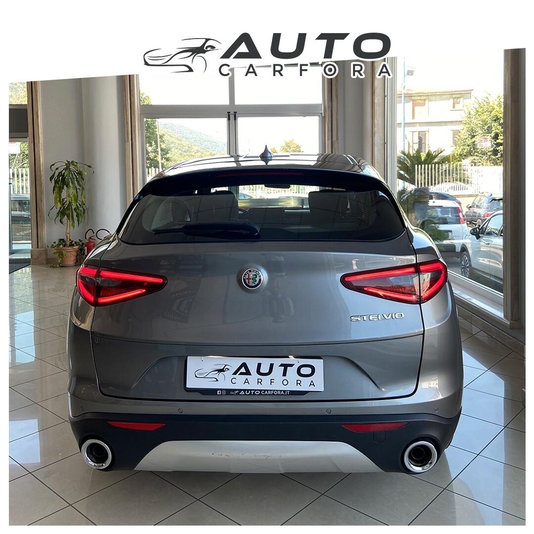 Alfa Romeo Stelvio 2.2 Turbodiesel 160 CV AT8 RWD Business