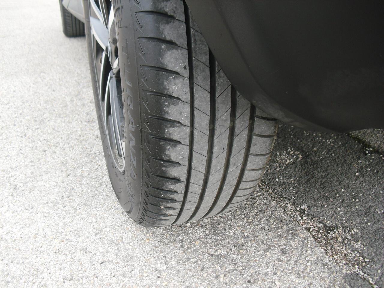 Nissan Juke 1.0 DIG-T 114 CV N-Connecta, 11.000 KM, PARI AL NUOVO!!